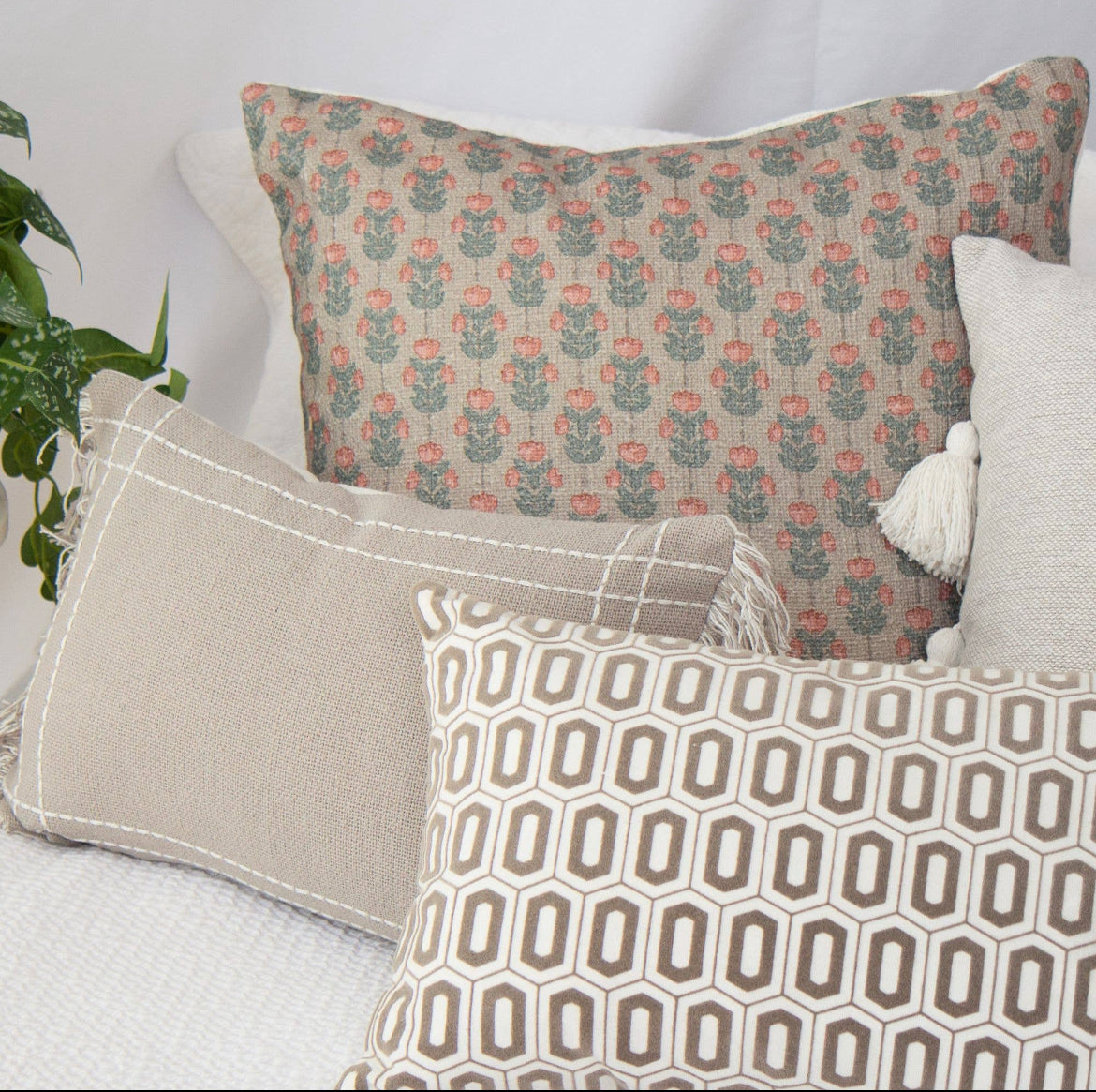 Zenni Vintage Petite Floral Pillow Cover